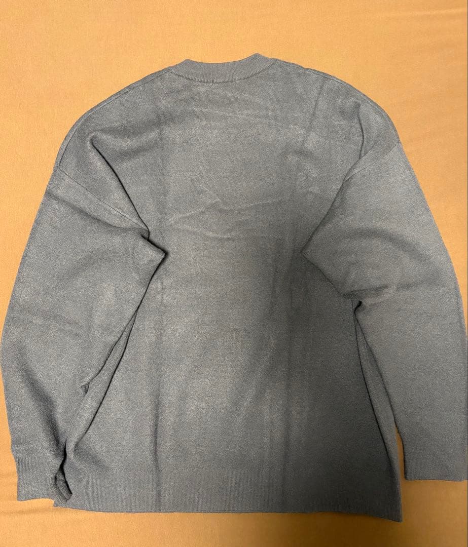 GU スウェットライククルーネックセーター　グレーネイビー系 — image 4
