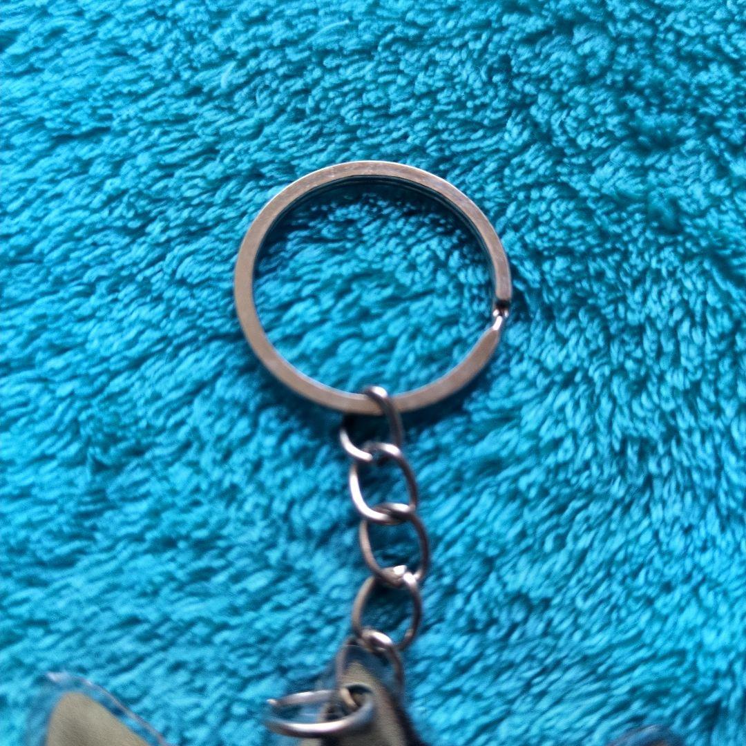 新品未使用で可愛いチワワ アクリルキーホルダーです — image 3
