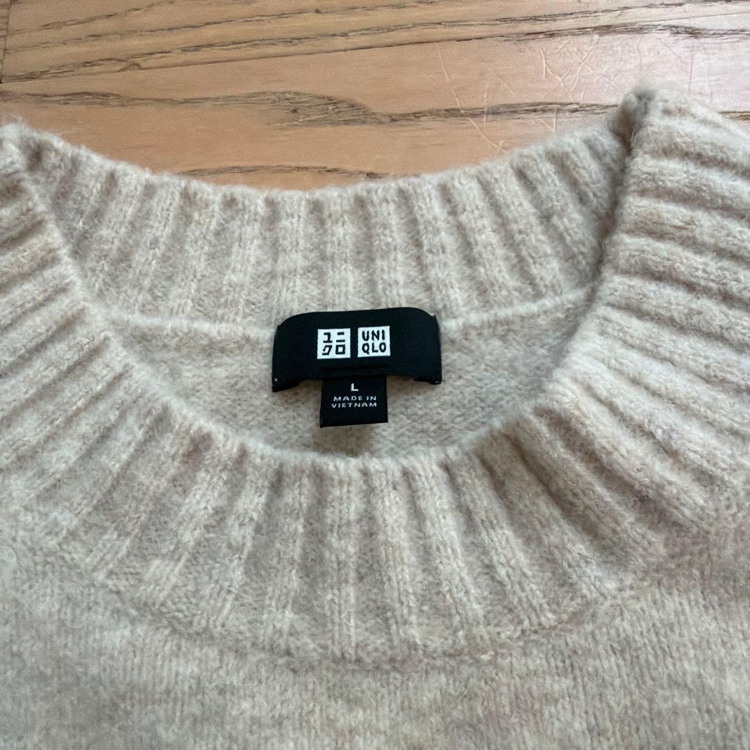 UNIQLO クルーネックニット ベージュ Lサイズ — image 2