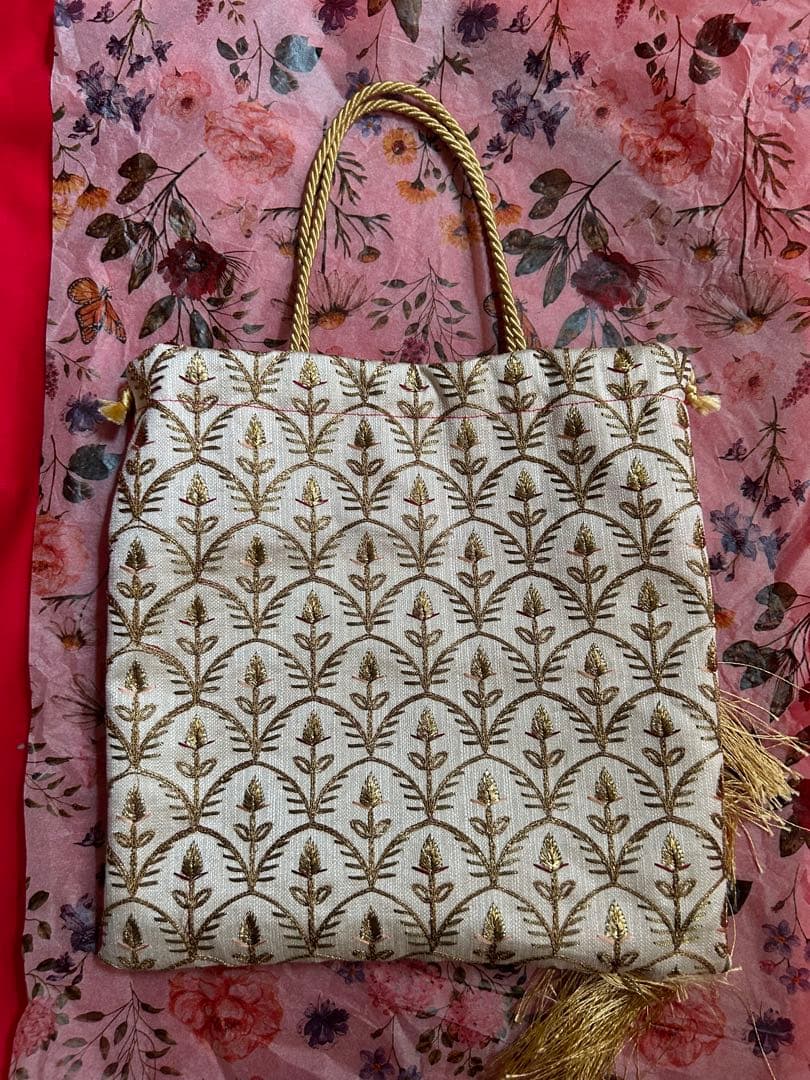 momo & nana ハンドバッグ 刺繍バッグ　リネン　フリンジ　巾着 — image 3