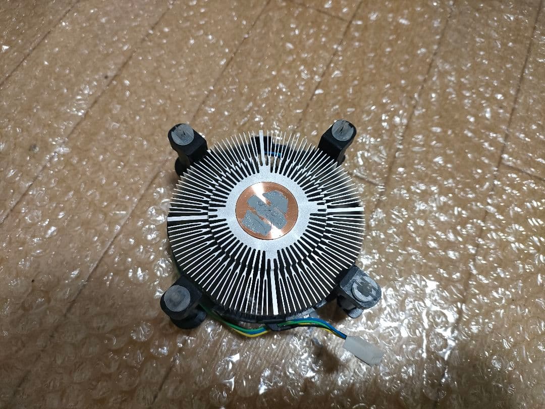 Nidec CPUクーラー F90T12NS1F7-57J99A1 プッシュピン — image 3