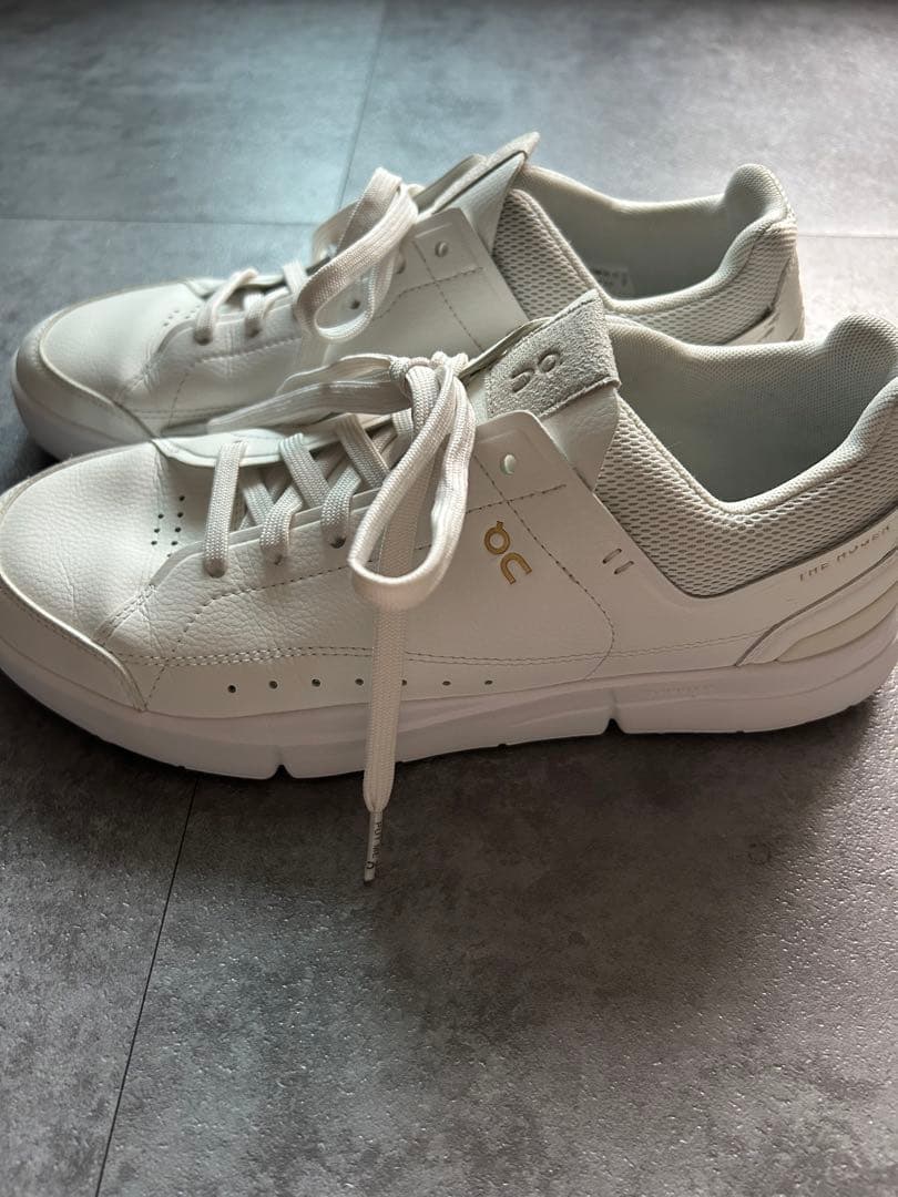 極上美品　Ｏn THE ROGER Centre Court — image 3