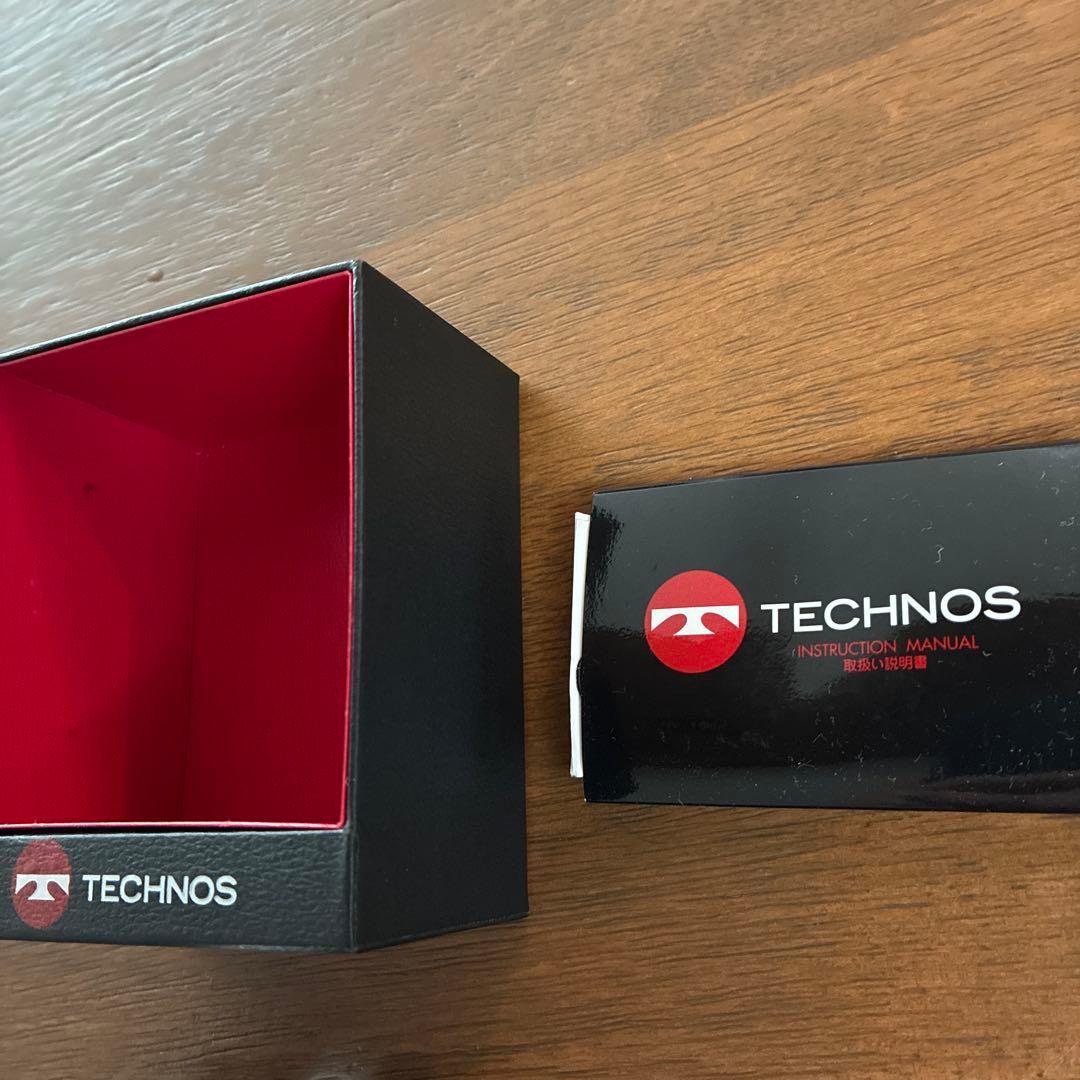 TECHNOS クロノグラフ シルバー腕時計 — image 3