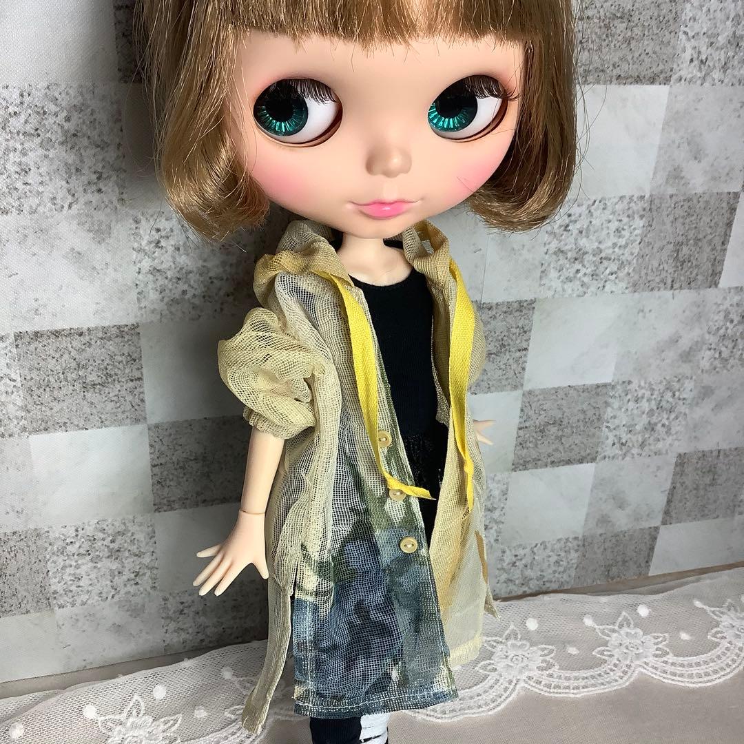 ブライスアウトフィット♡ワッシャーチュールビッグシャツ＆ブラックチュニック — image 2