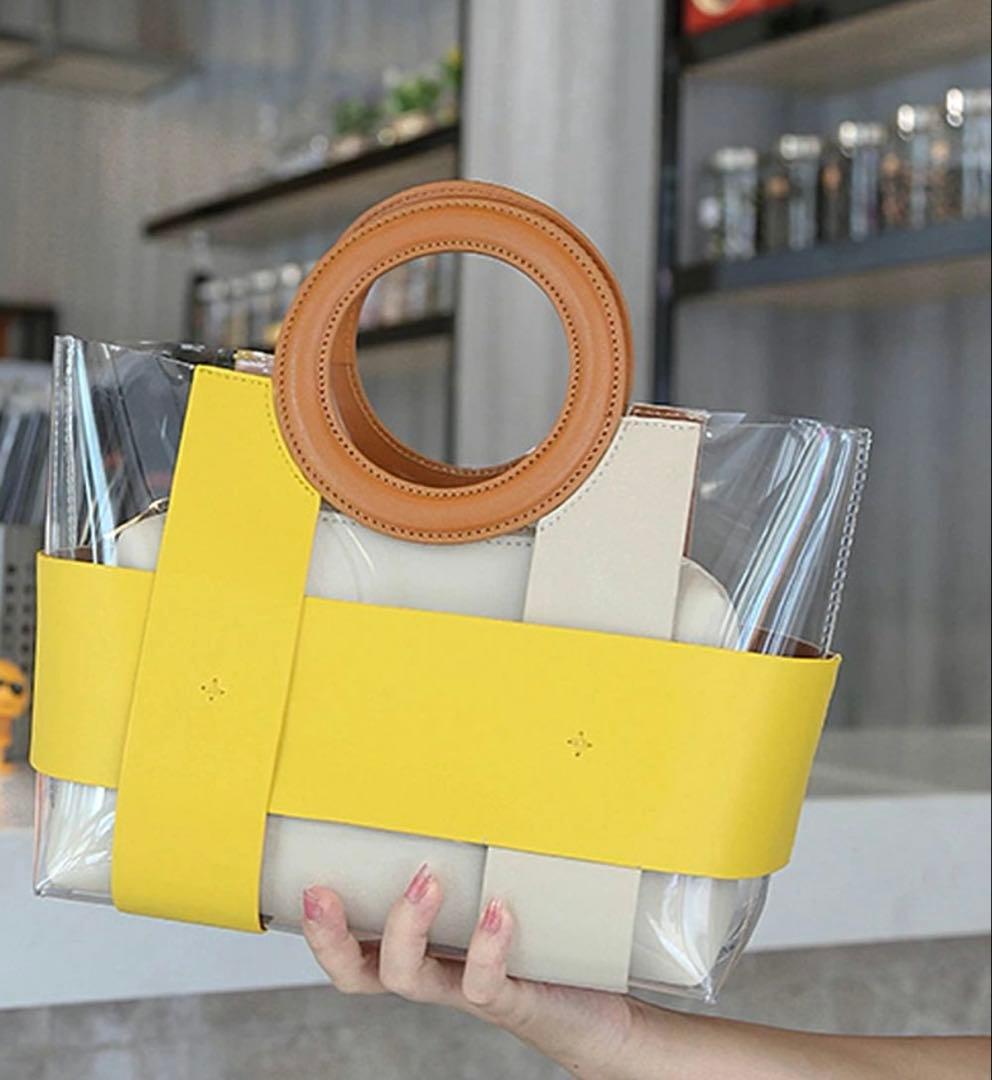 【新品未使用】クリアーハンドバッグ ポーチ バンダナ付き 大容量 大人可愛い — image 4