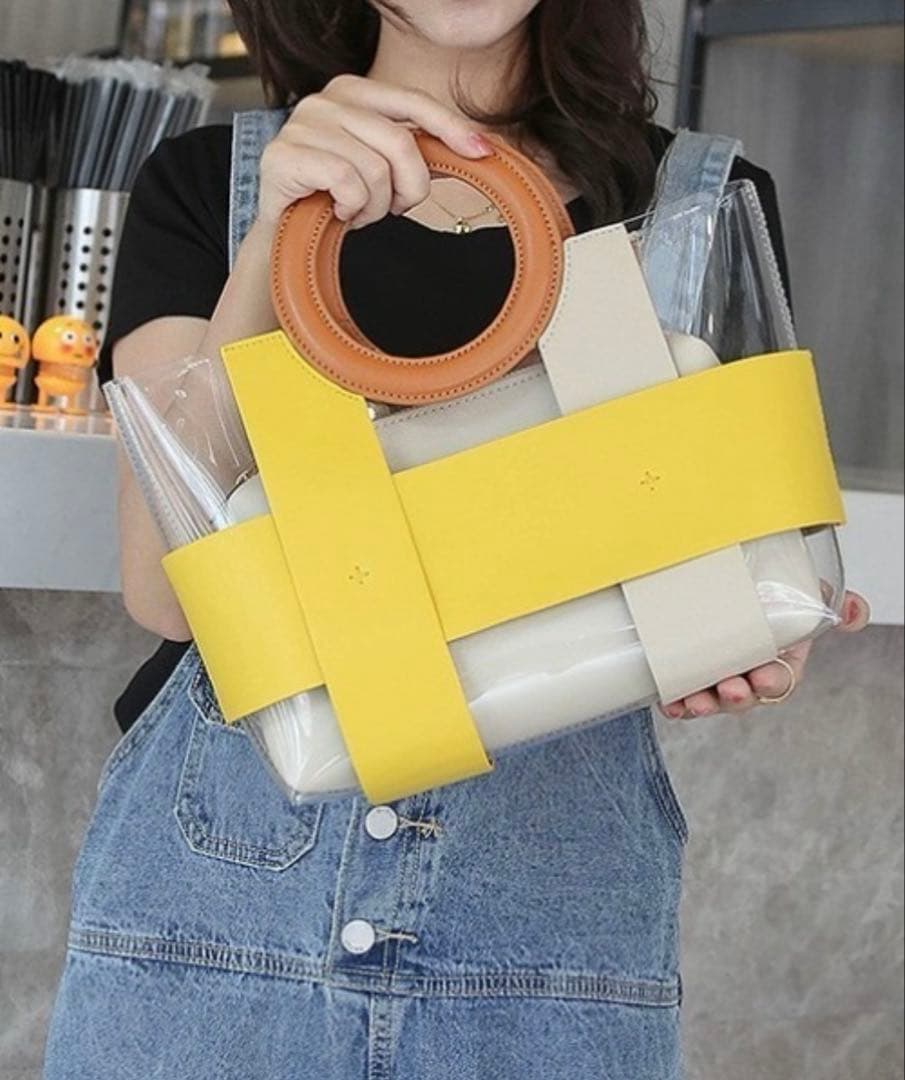 【新品未使用】クリアーハンドバッグ ポーチ バンダナ付き 大容量 大人可愛い — image 5
