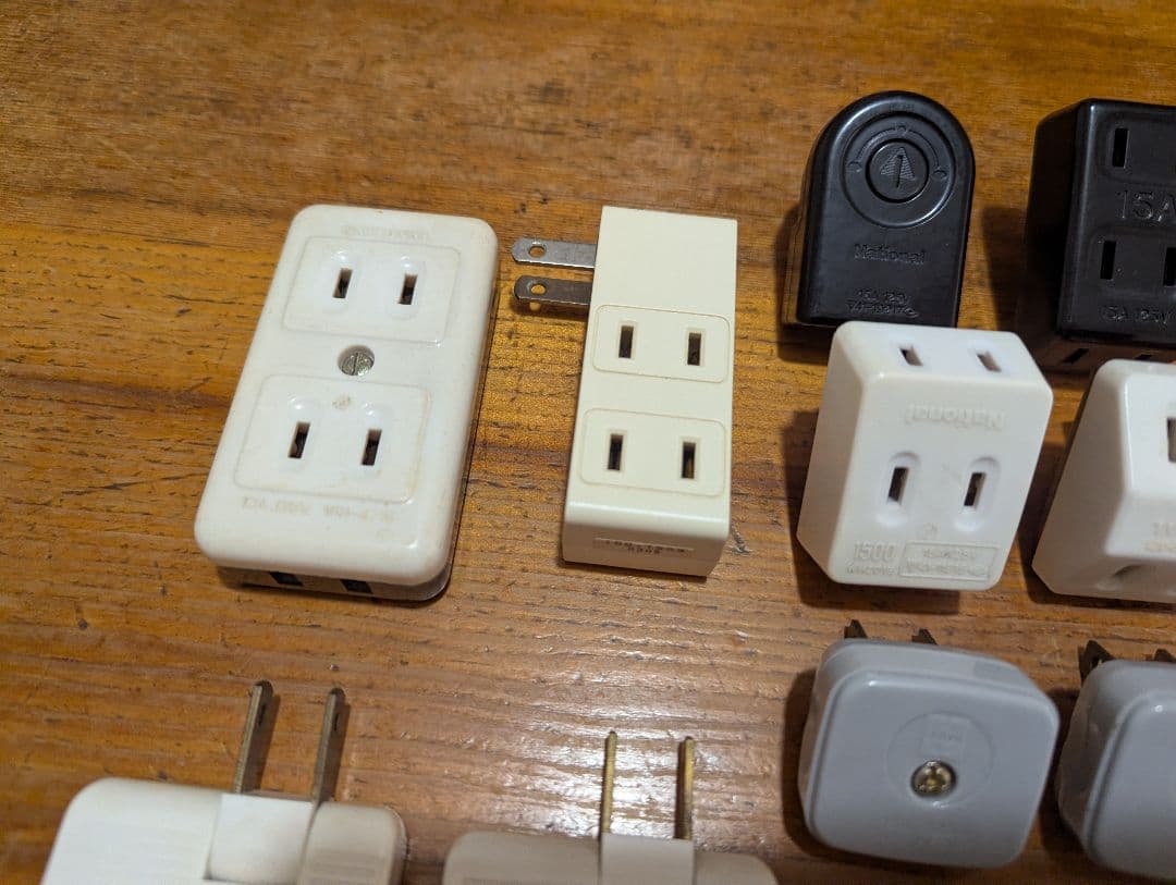 コーナータップ　プラグなど19個まとめ売り — image 4