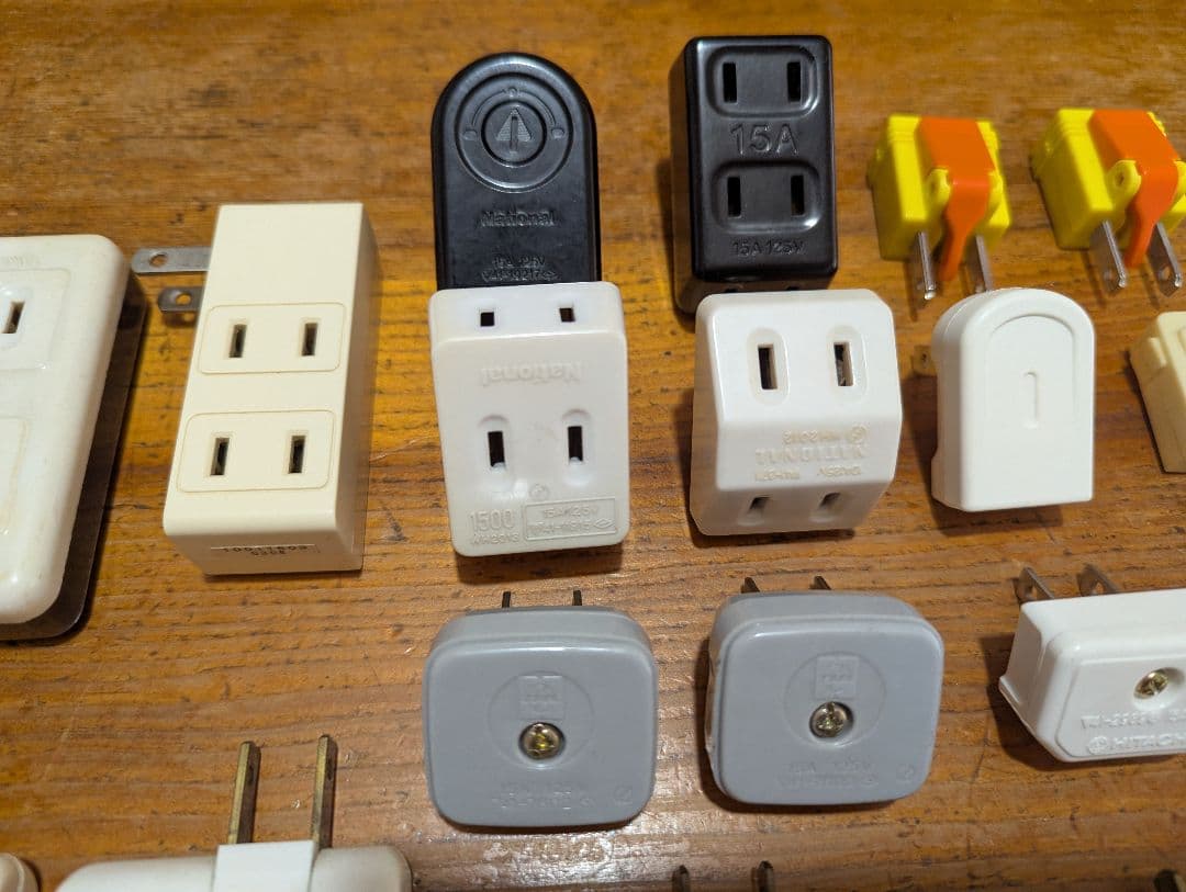 コーナータップ　プラグなど19個まとめ売り — image 5