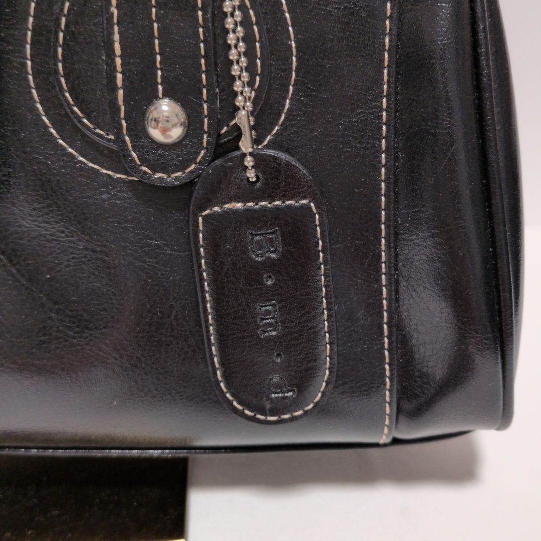 ブラックハンドバッグ フロントポケット付き y2k スナップ — image 3