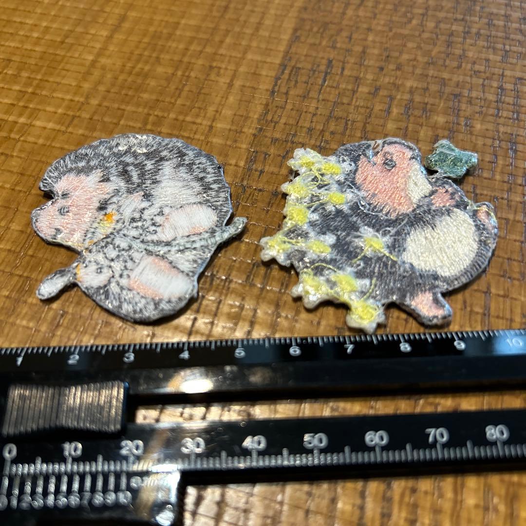 ハリネズミの刺繍パッチ 2枚セット — image 3