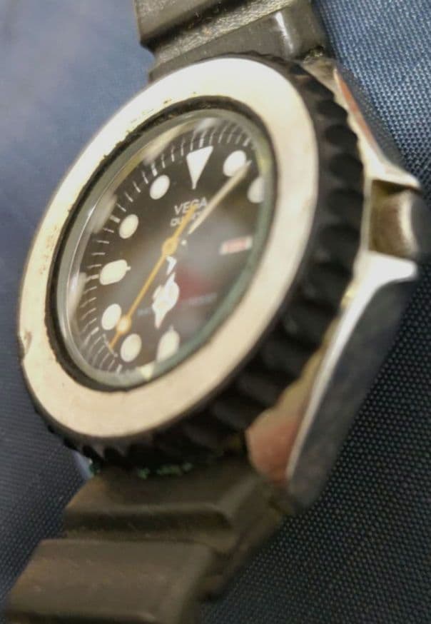 20260626 VEGA QUARTZ ダイバーズウォッチ 本体 — image 4