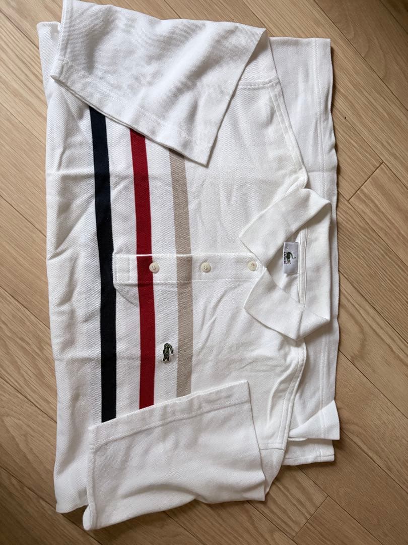 Lacoste — image 3