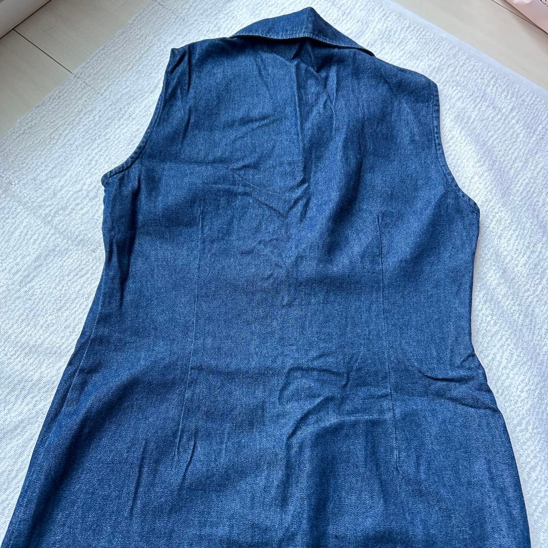 ONE AND HALF ダークデニム ノースリーブワンピース — image 3
