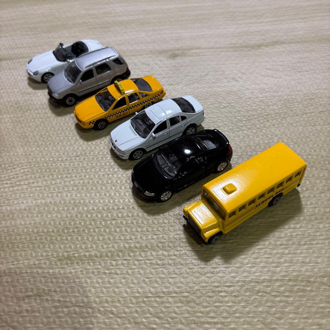 WELLY製 ミニカー6台セット — image 2
