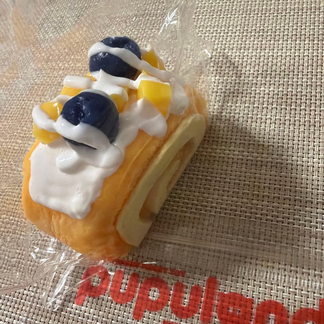 【即日発送】pupuland ププランド ブルーベリーロールケーキ スクイーズ — image 2