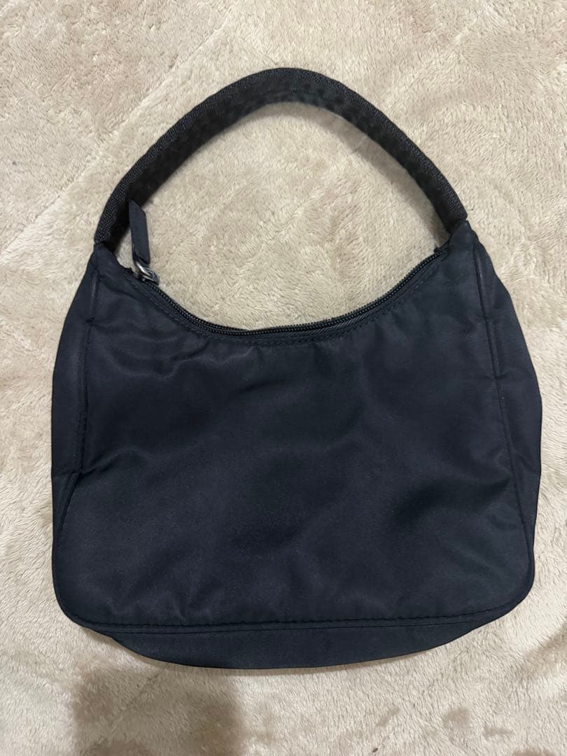 PRADA ナイロン ハンドバッグ ブラック — image 2