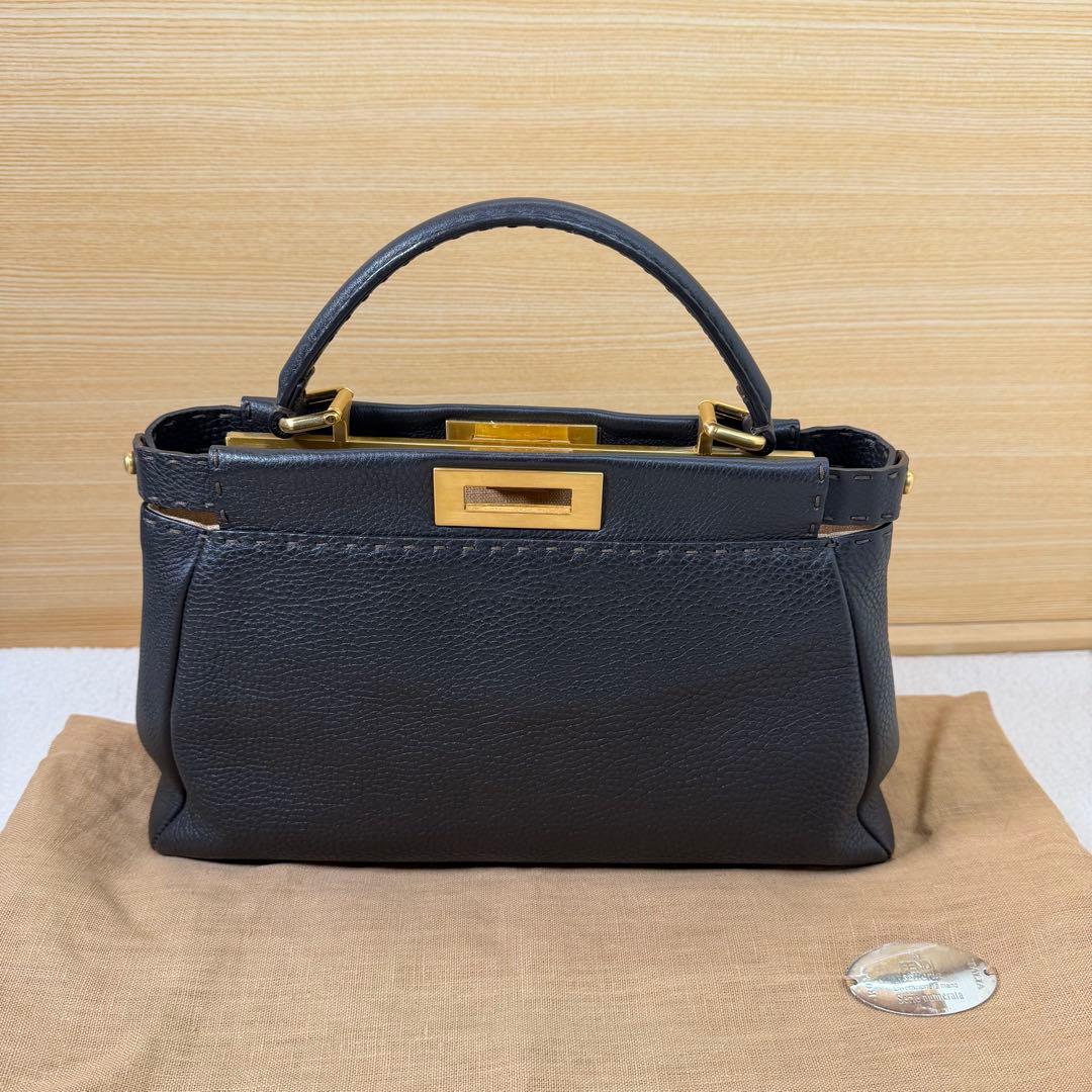 FENDI ピーカブー セレリア ミディアム　ブラウン　フェンディ — image 3