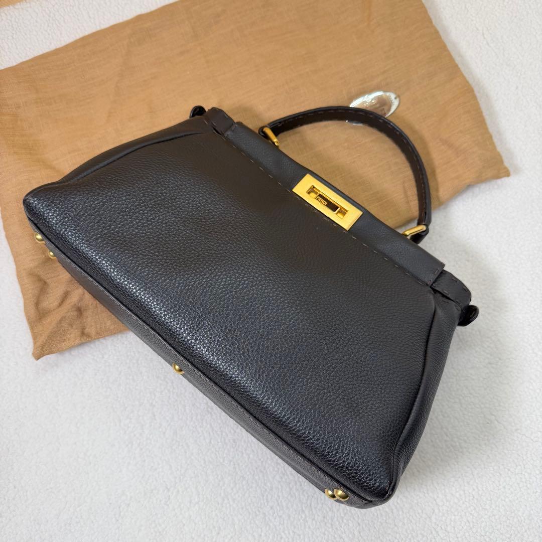 FENDI ピーカブー セレリア ミディアム　ブラウン　フェンディ — image 4