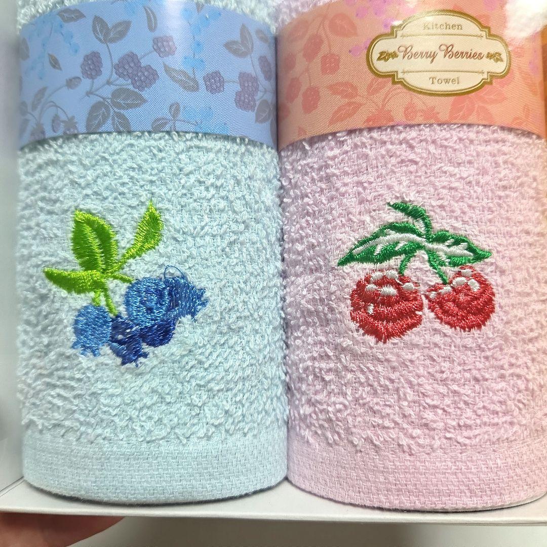 Berry Berries タオルハンカチ 3枚セット — image 2