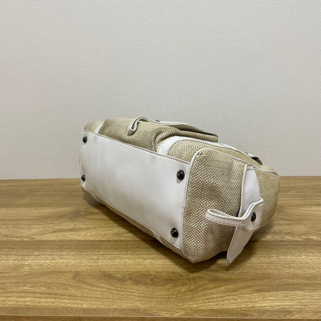 《美品》TOD’S （トッズ）レザー ハンドバッグ ホワイト×ベージュ — image 5