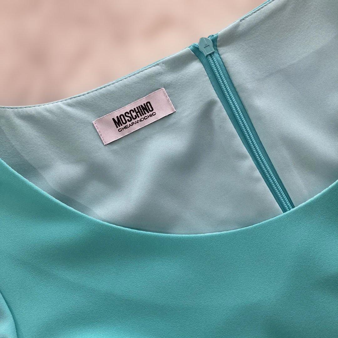 MOSCHINO アクアブルー 半袖ワンピース — image 3