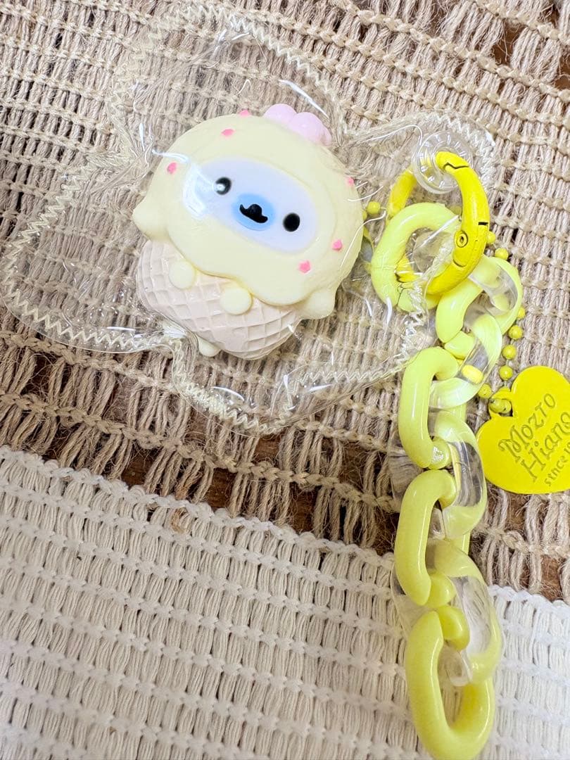 新品　アザラシちゃん　キーホルダー　スクイーズ — image 2