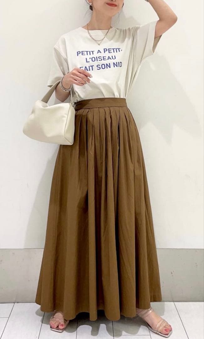 【新品未使用】LOWRYS FARM （ローリーズファーム）カレッジＴ — image 2