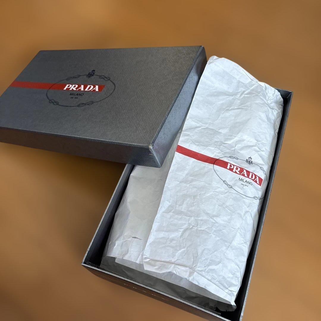 PRADA 靴　空箱 — image 3