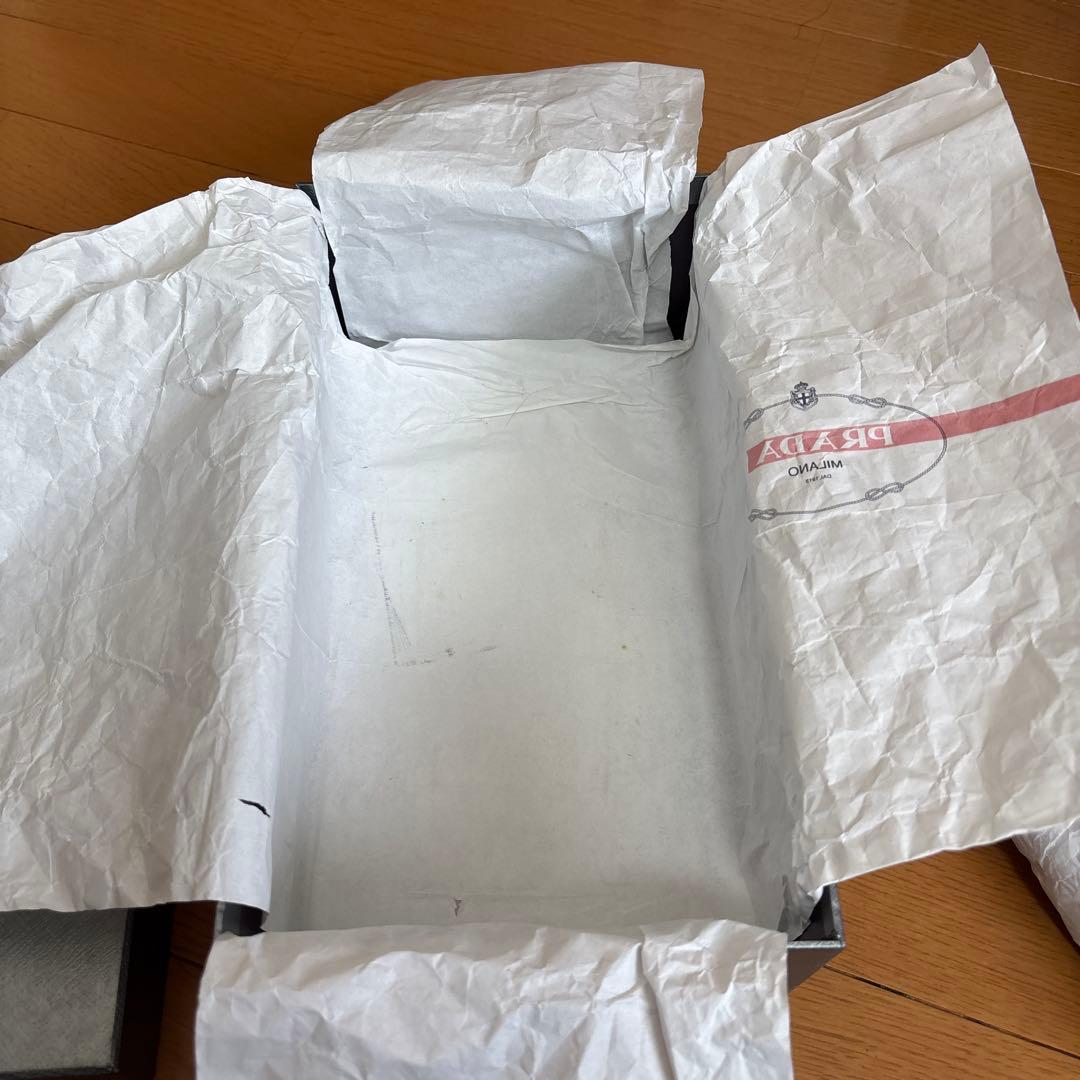 PRADA 靴　空箱 — image 4