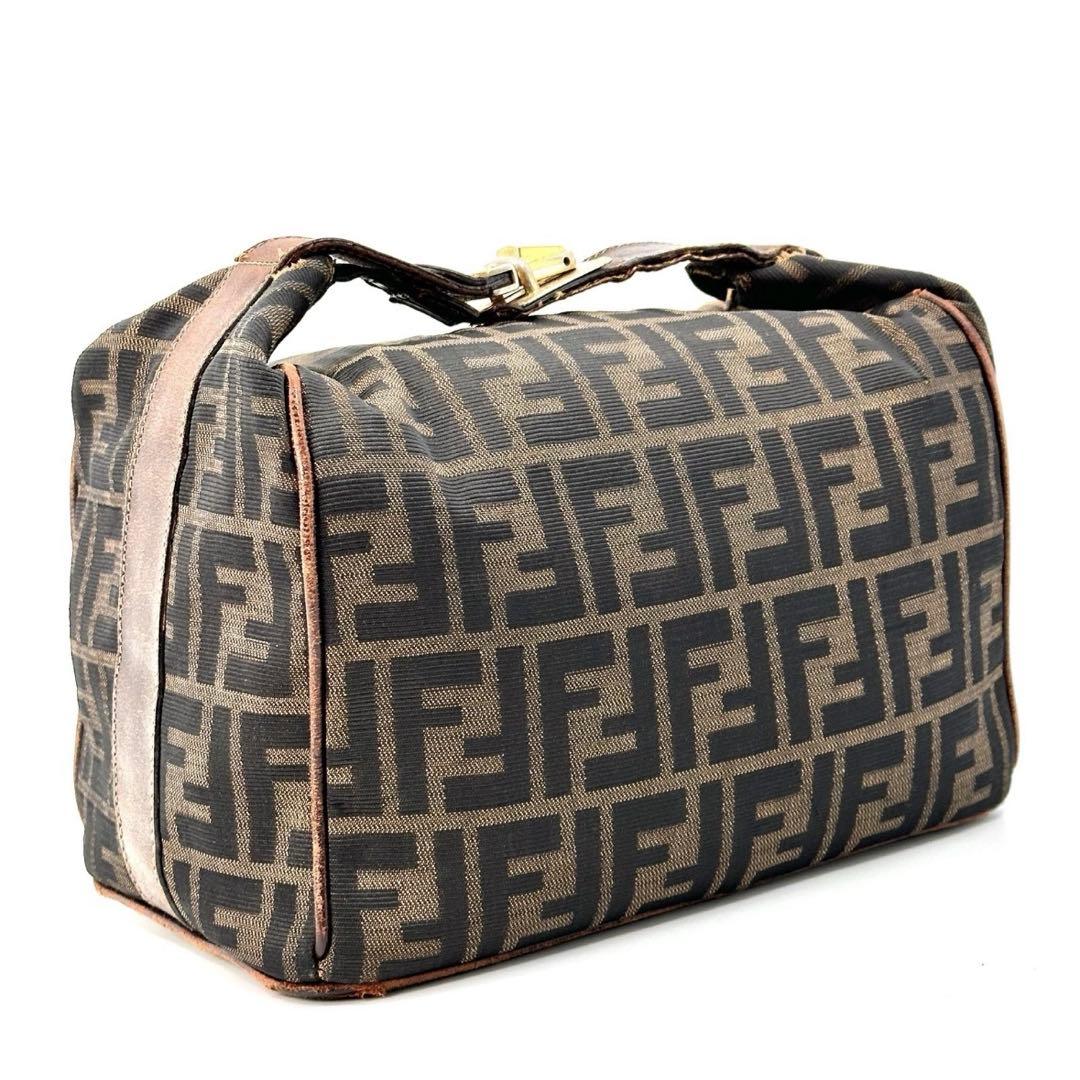 FENDI ズッカ　バニティバッグ　ポーチ　フェンディ — image 3