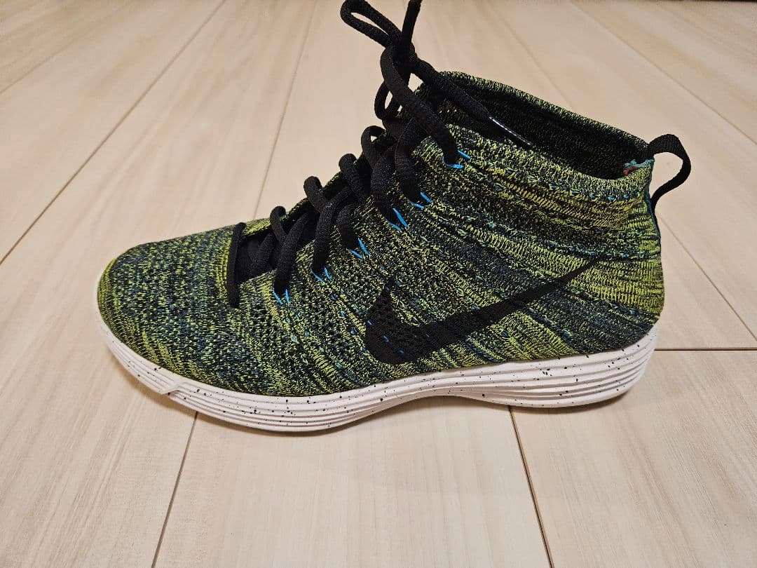 NIKE Flyknit Lunarlon 3 スニーカー — image 2