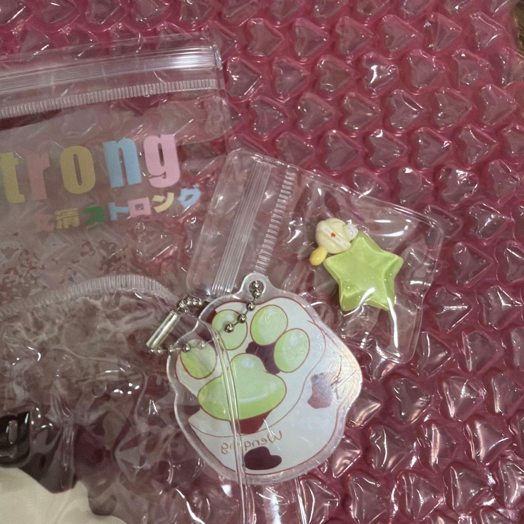Wenging strong 肉球 スクイーズ キーホルダー セット — image 3