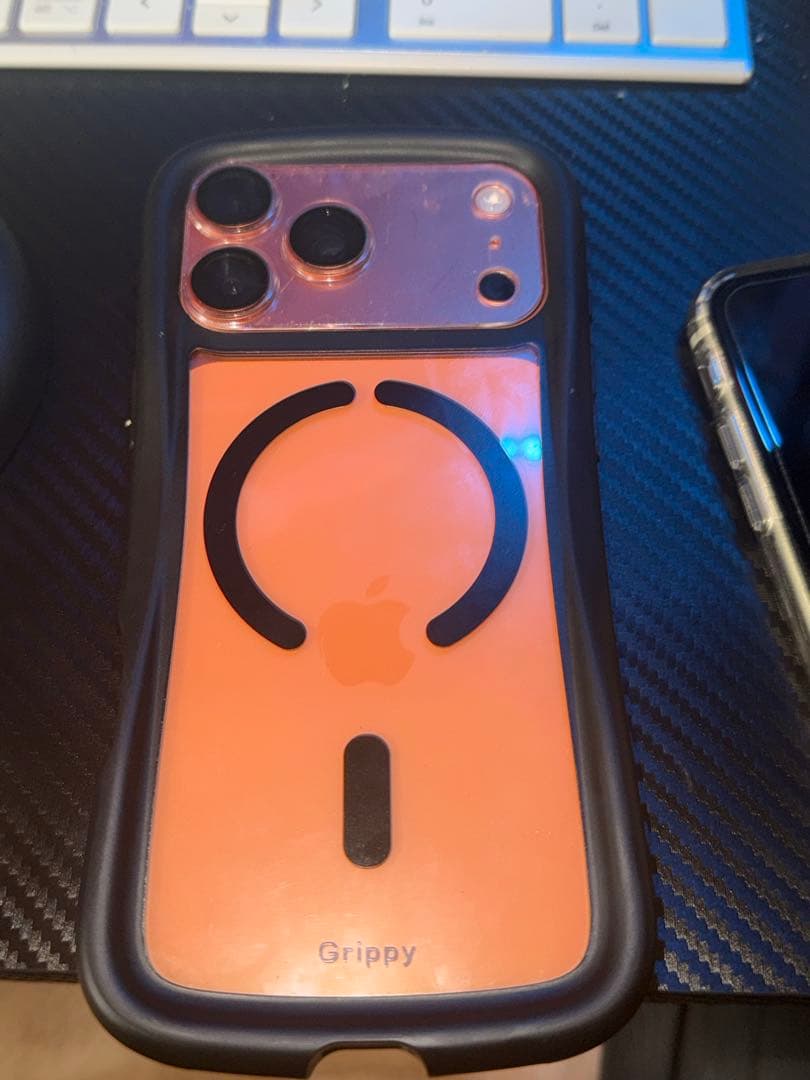 N*i様 iPhone17ProMaxです 直接手渡し可能です 横田基地のファミ — image 2