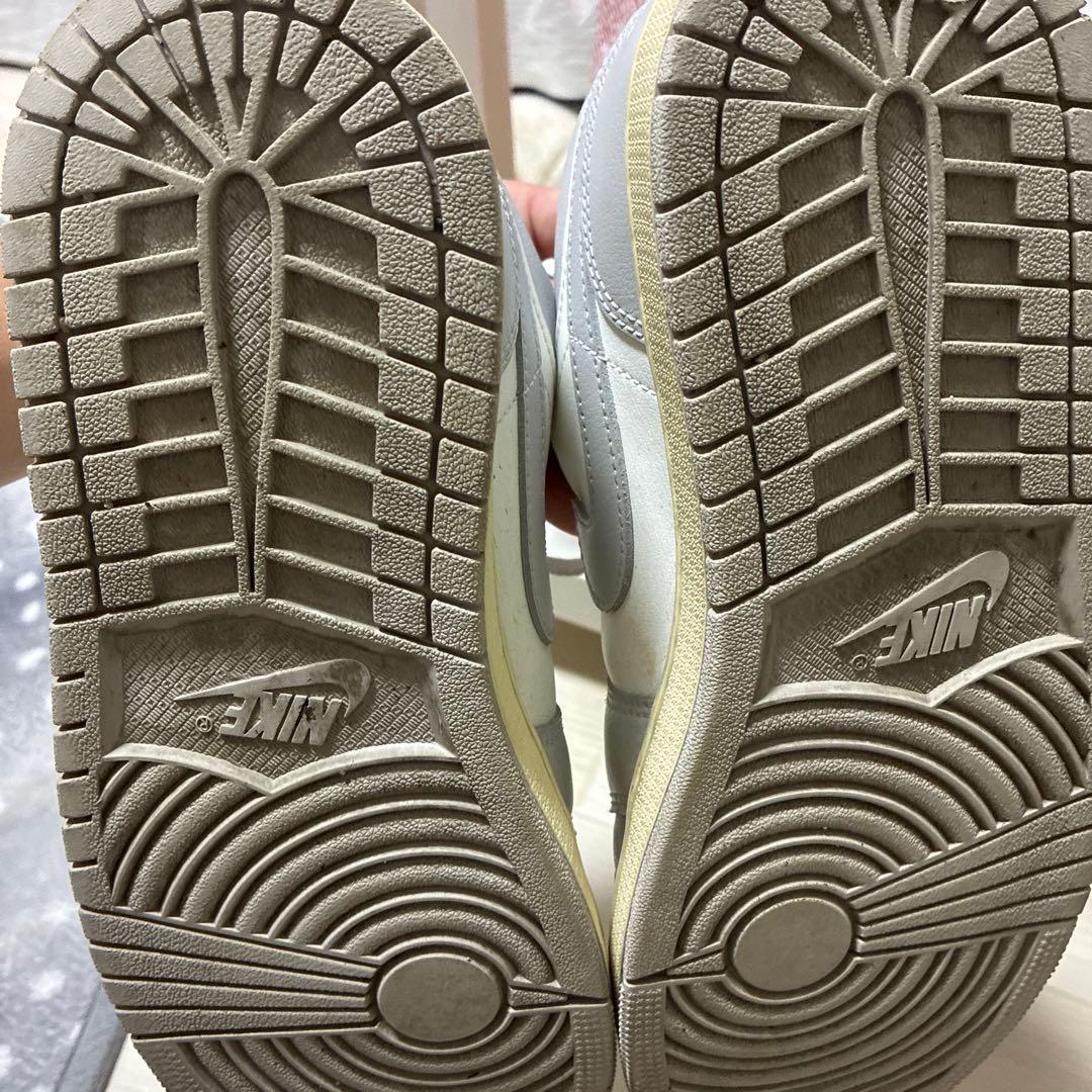 Nike Air Jordan 1 Low Grey White — image 4