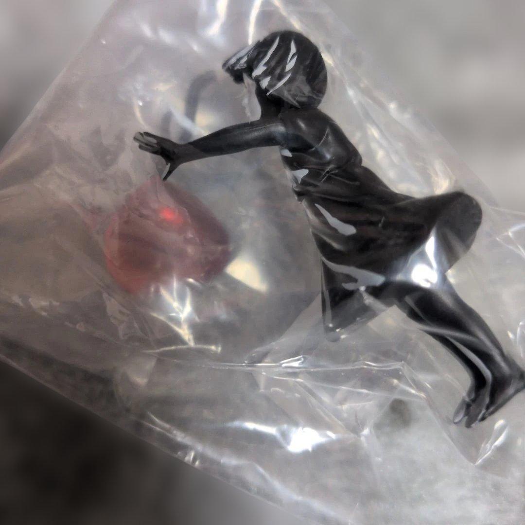 バンクシーフィギュアコレクション コンプリート 3種セット — image 3