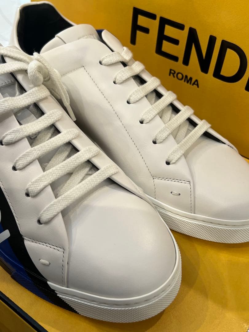 【未使用】FENDI スニーカー 【新品】週末まで値下げ中 — image 3
