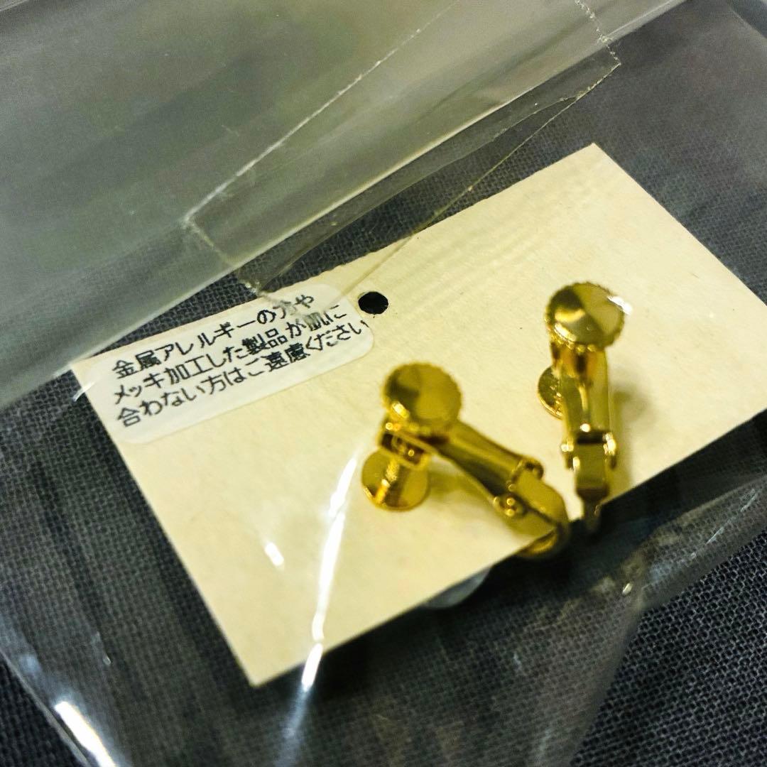 【新品】夏向き 陶器素材イヤリング くすみブルー ドットゴールド 上品 — image 2