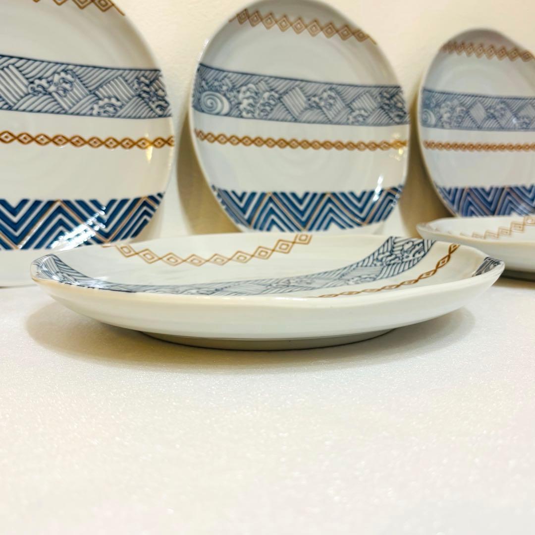 【 美濃焼 中村勘三郎 地紋青海波 丸変形皿揃 ５客 美品 】 — image 5