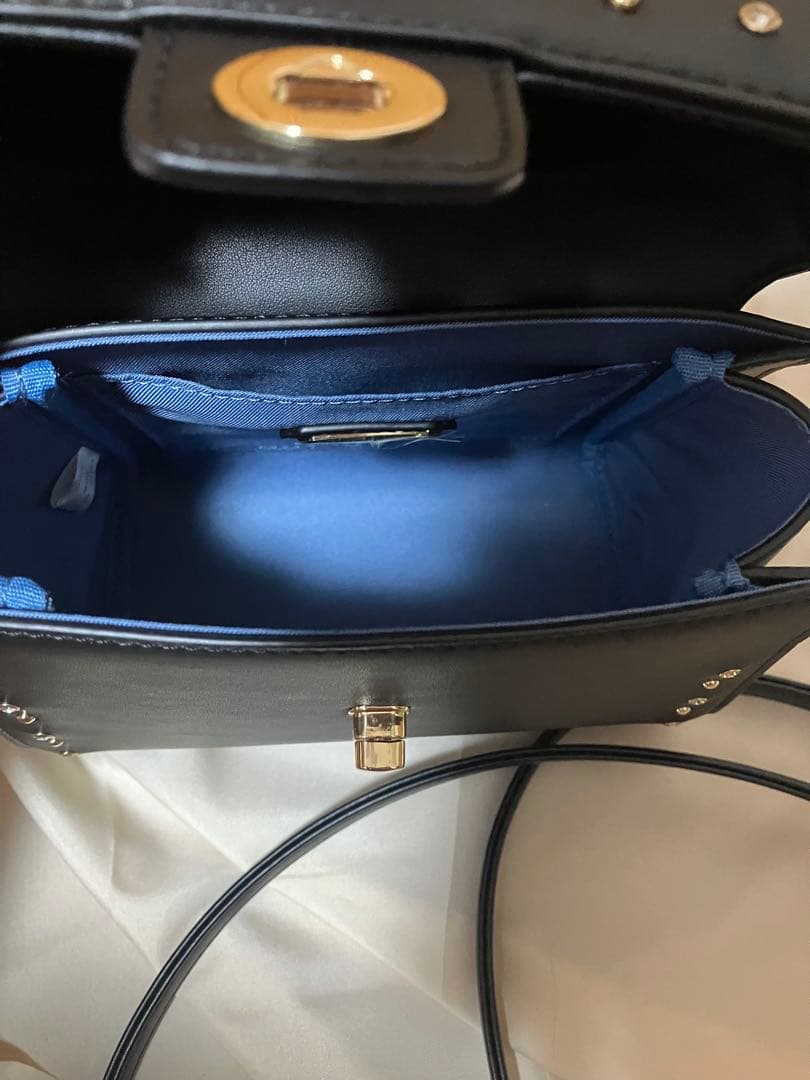 【週末価格】DIANAスタッズビジュー バッグ — image 5