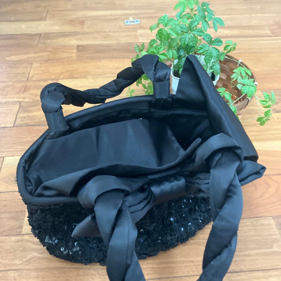 To Be Chic黒 リボン ハンドバッグたくさん荷物が入り、持ちやすい — image 4
