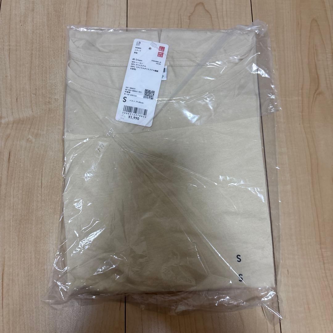 新品タグ付き　UNIQLO シアーT イエロー Sサイズ — image 2