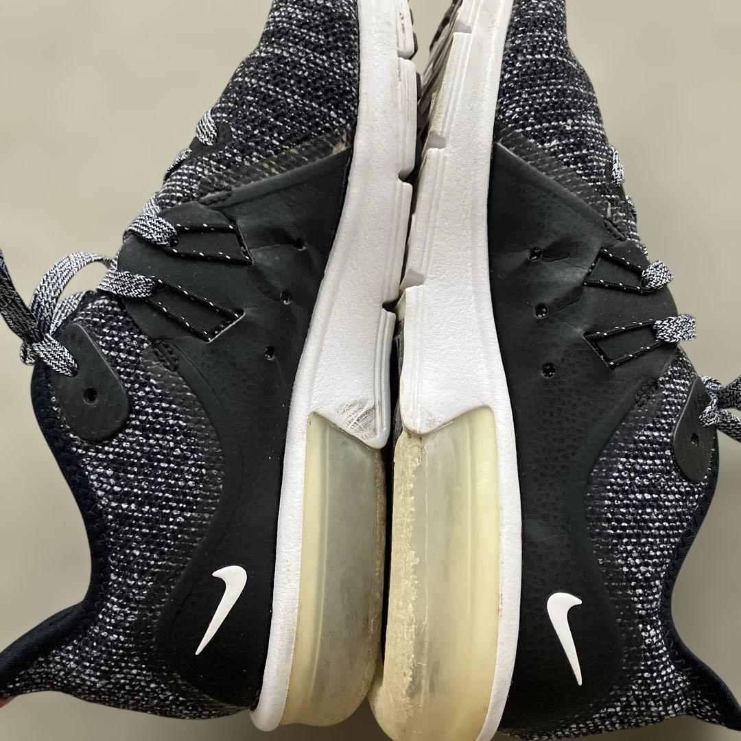 NIKE AIR MAX ブラック/グレー スニーカー — image 2