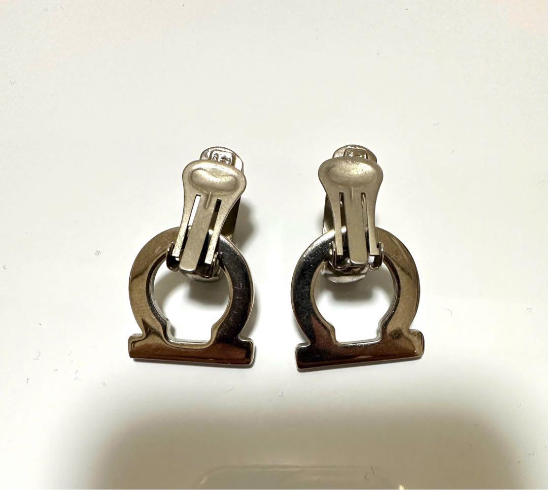 Salvatore Ferragamo ガンチーニ イヤリング — image 2