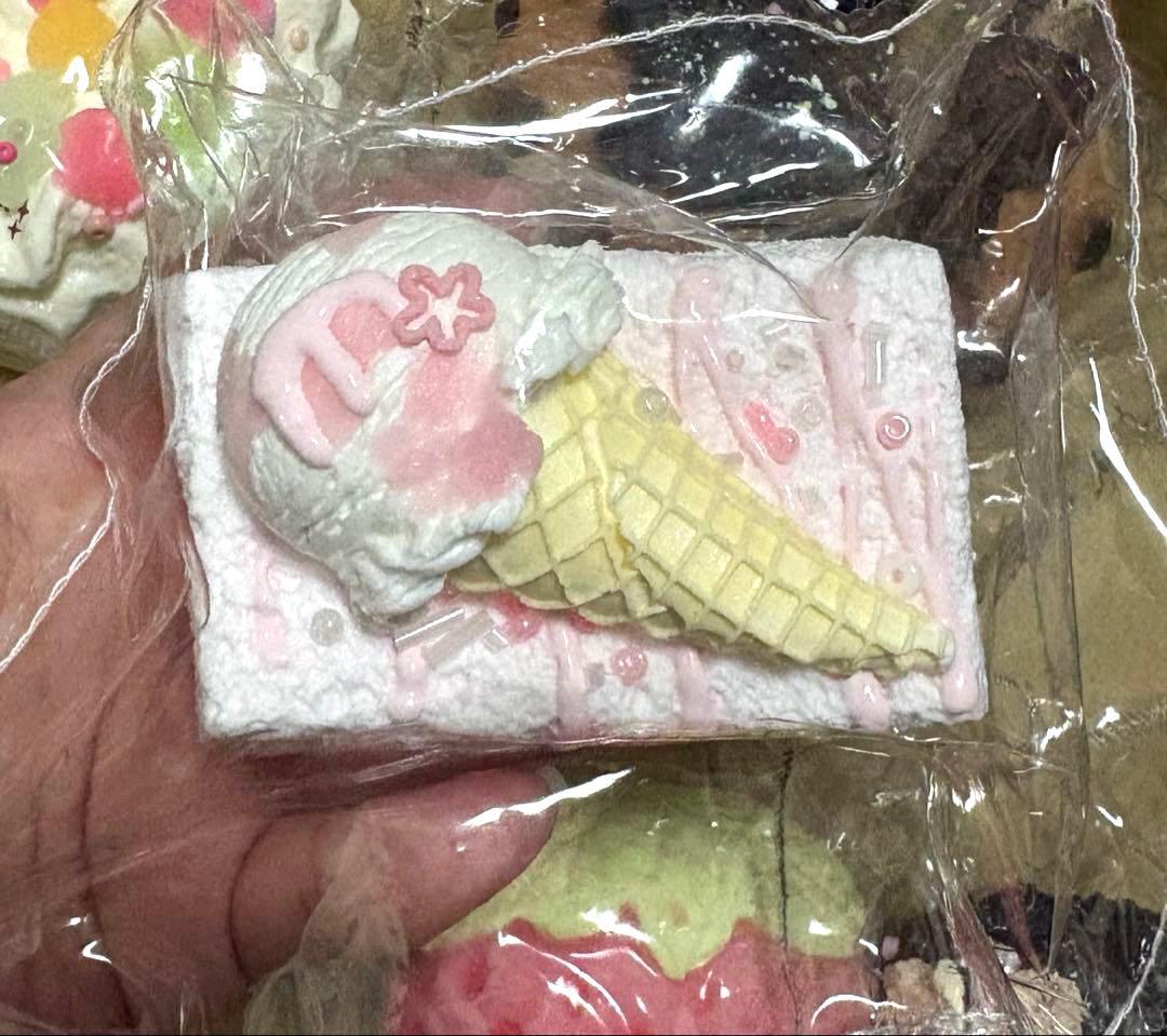 海外スクイーズ　まとめ売り　MOMOCO momocoluv — image 5