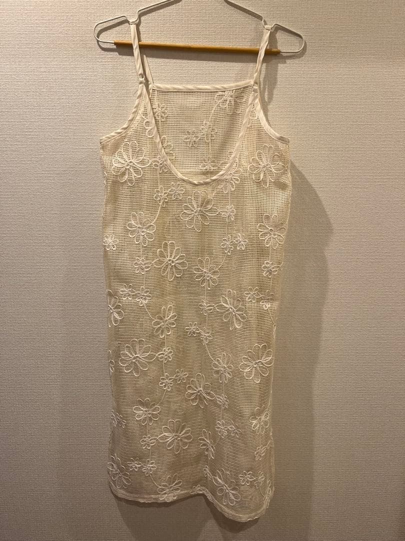 OLIVE des OLIVE アイボリーキャミソールワンピース — image 2