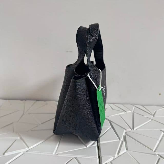 美品 PRADA ノベルティ ハンドバッグ t3 — image 3