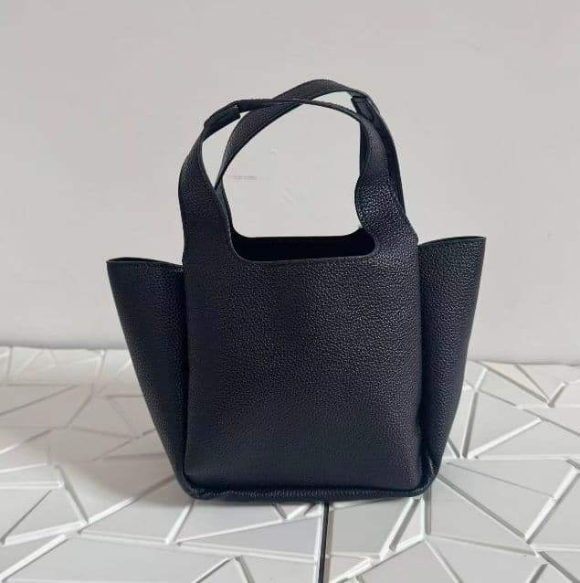 美品 PRADA ノベルティ ハンドバッグ t3 — image 4