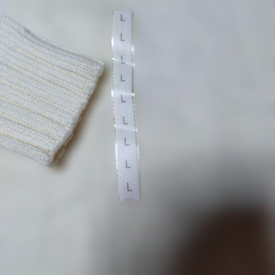 新品未使用 ユニクロ UNIQLOアイボリー タートルニット長袖メンズLサイズ — image 3