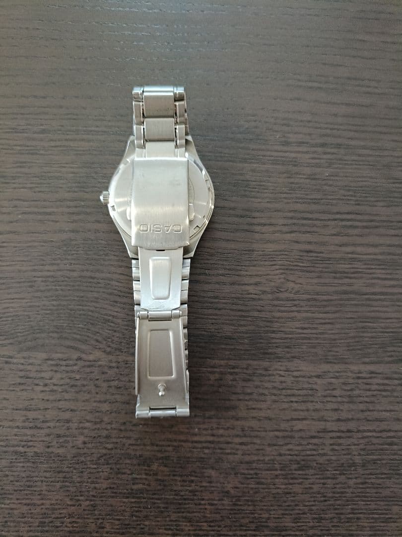 CASIO EF-109 腕時計 — image 2