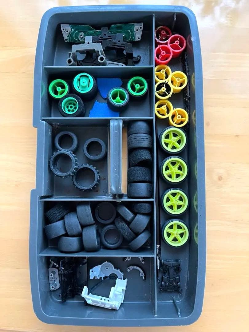 TAMIYA ミニ四駆 パーツセット おまとめ収納ケース付き — image 3
